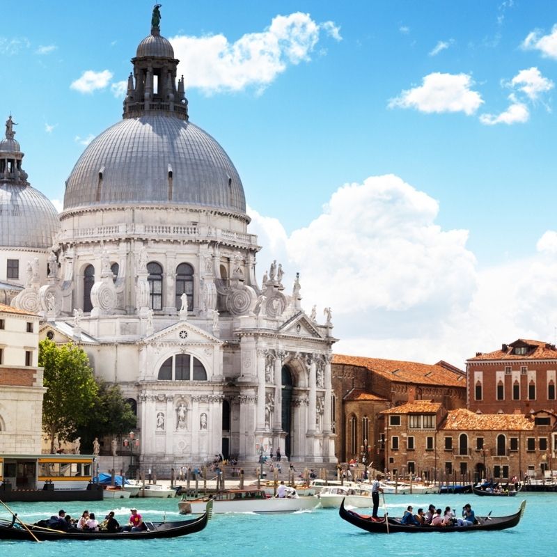 İZMİR ÇIKIŞLI İTALYA`NIN İNCİLERİ & BÜYÜLÜ VENEDİK KARNAVALI TURU