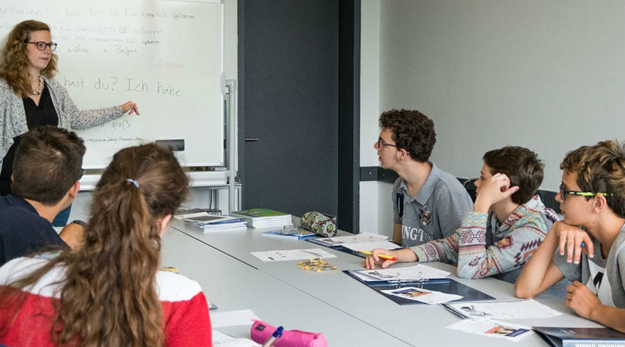 Humboldt Institut - Düsseldorf - Almanya