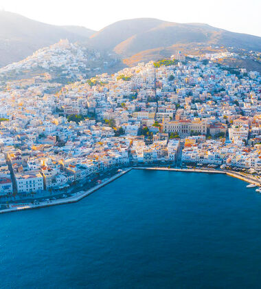 Celestyal Olympia ile Iconic Aegean Yunan Adaları & Atina Kış Programı Cruise Turu