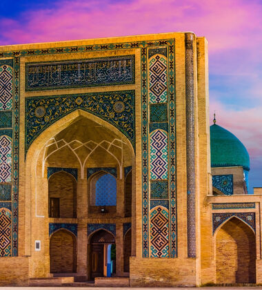 İZMİR ÇIKIŞLI VİZESİZ ÖZBEKİSTAN - KAZAKİSTAN TURU