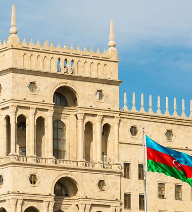 İZMİR ÇIKIŞLI VİZESİZ AZERBAYCAN – BAKÜ TURU ATEŞLER DİYARI