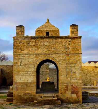 İZMİR ÇIKIŞLI VİZESİZ AZERBAYCAN – BAKÜ TURU ATEŞLER DİYARI