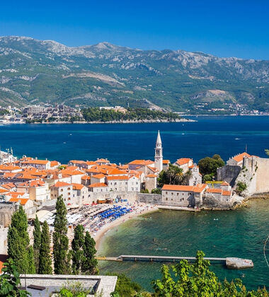 İzmir Çıkışlı Uçakla Vizesiz Büyük Balkan Turu