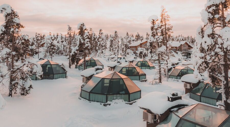 İZMİR’den AKTARMASIZ UÇAKLA LAPLAND & KUZEY IŞIKLARI