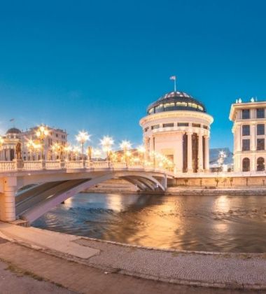 İzmir Çıkışlı Yılbaşı   Vizesiz  Yılbaşı Belgrad  Ohrid-Üsküp Turu