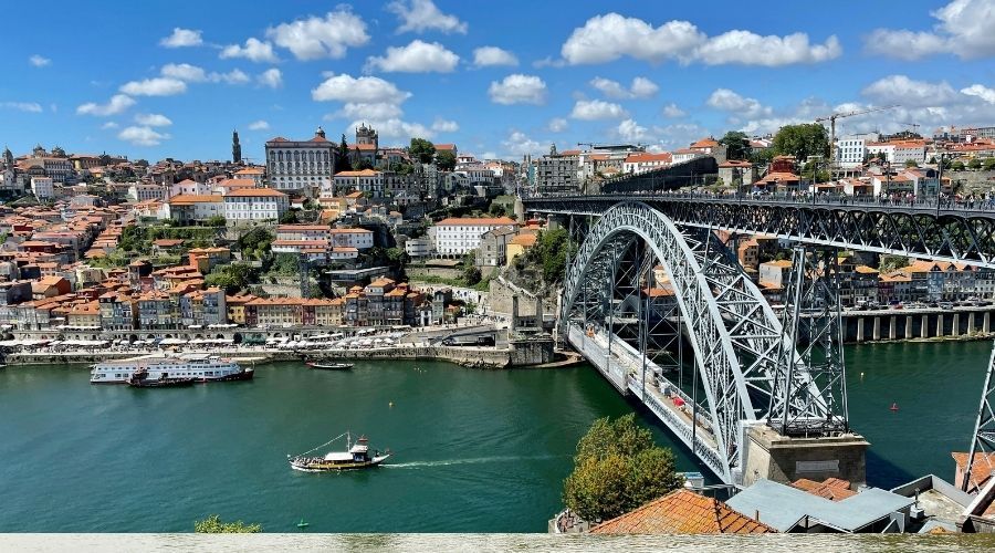 İzmir Çıkışlı Yılbaşı   Vizesiz  Yılbaşı Belgrad  Ohrid-Üsküp Turu